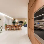 Jerina Mansion By Pikhost * تيرانا