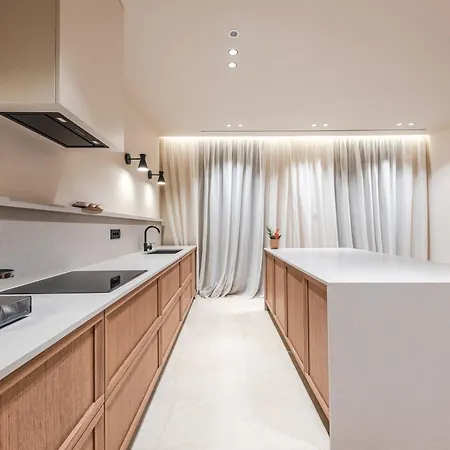 Jerina Mansion By Pikhost *