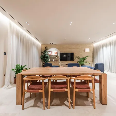 Jerina Mansion By Pikhost Tirana