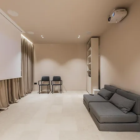 Jerina Mansion By Pikhost Villa