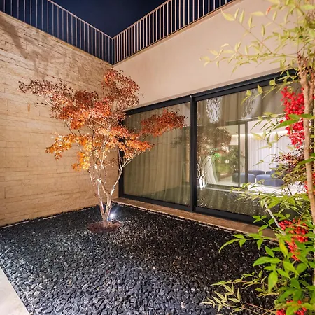Jerina Mansion By Pikhost *