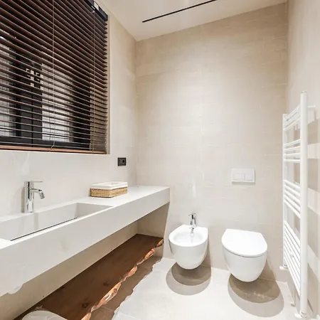 빌라 Jerina Mansion By Pikhost 티라나