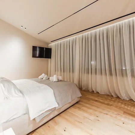 Jerina Mansion By Pikhost 빌라 *