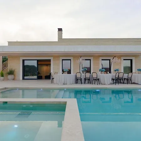 빌라 Jerina Mansion By Pikhost 티라나