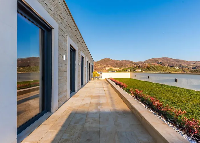 Vila Jerina Mansion By Pikhost